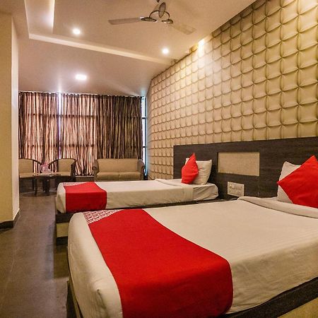 Collection O 5898 Checkin Residency Hotel Bangalore Exterior foto
