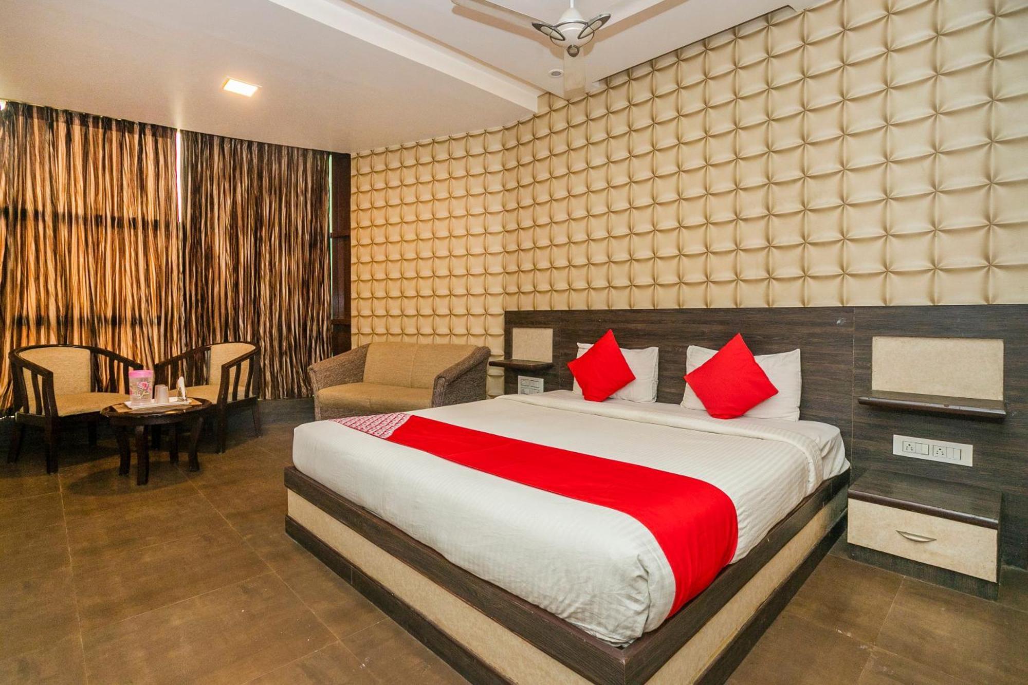 Collection O 5898 Checkin Residency Hotel Bangalore Exterior foto