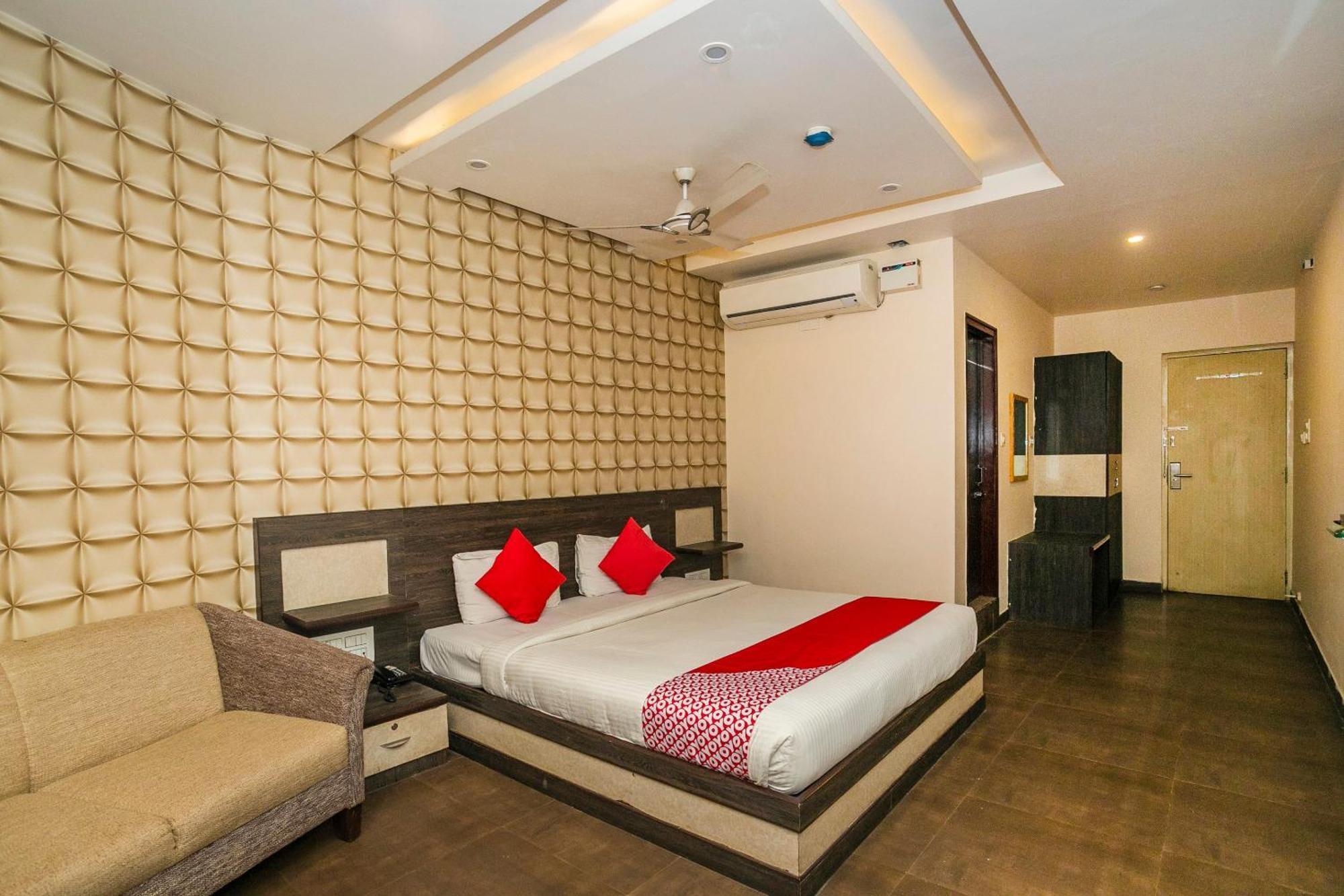 Collection O 5898 Checkin Residency Hotel Bangalore Exterior foto