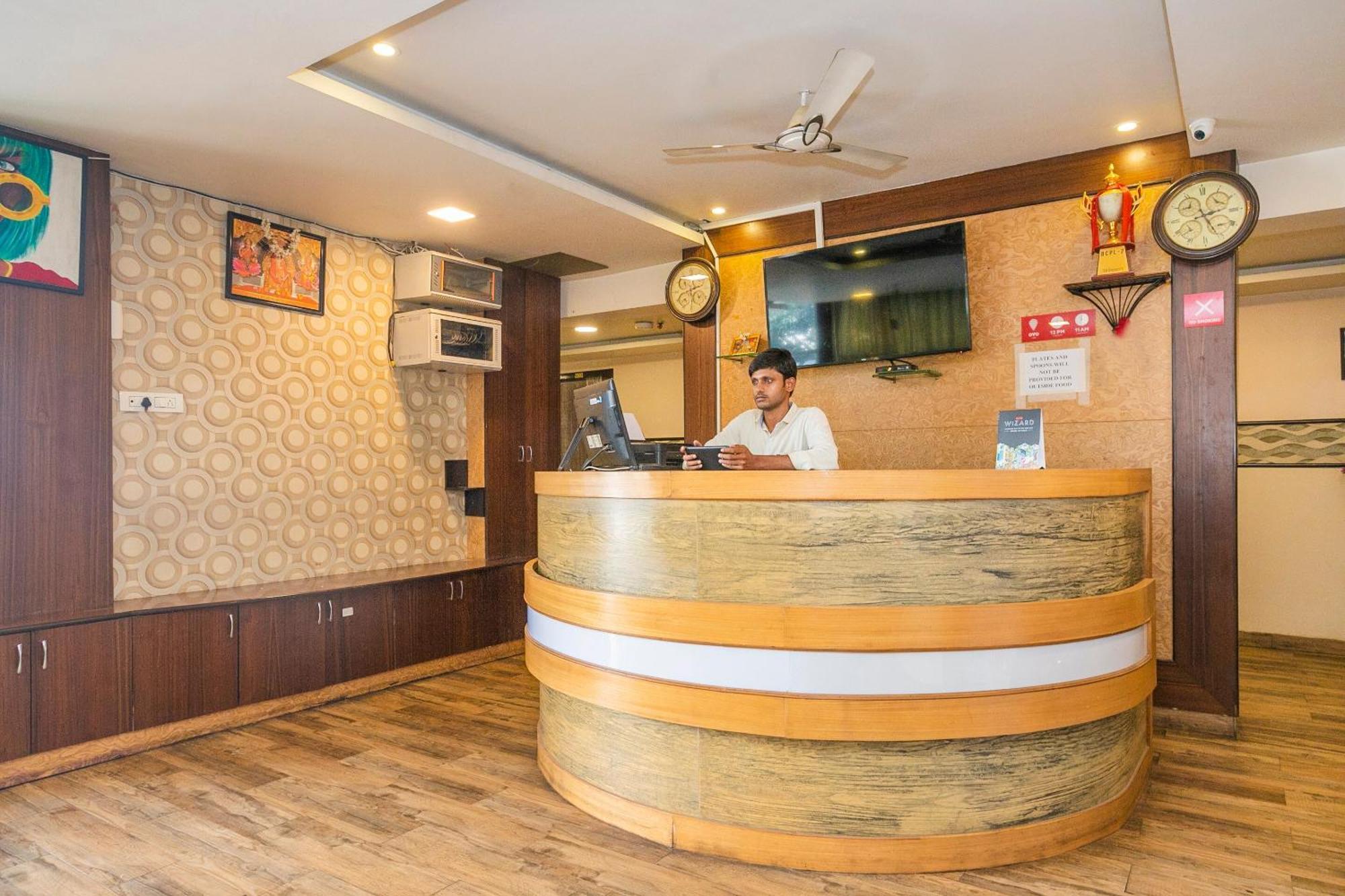 Collection O 5898 Checkin Residency Hotel Bangalore Exterior foto