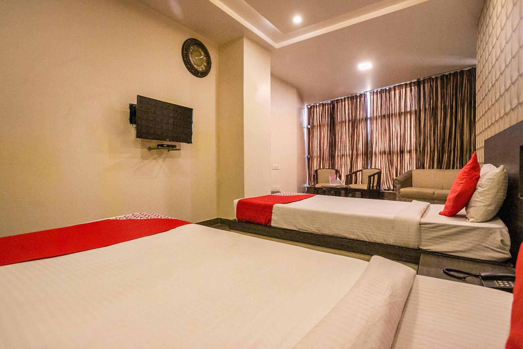 Collection O 5898 Checkin Residency Hotel Bangalore Exterior foto