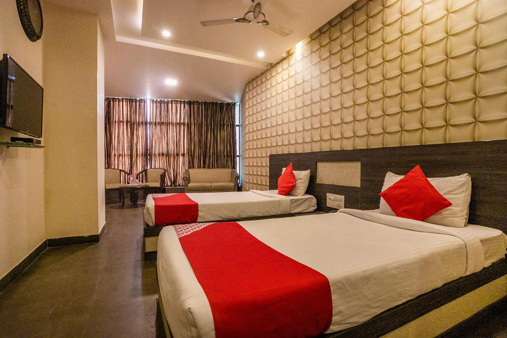 Collection O 5898 Checkin Residency Hotel Bangalore Exterior foto